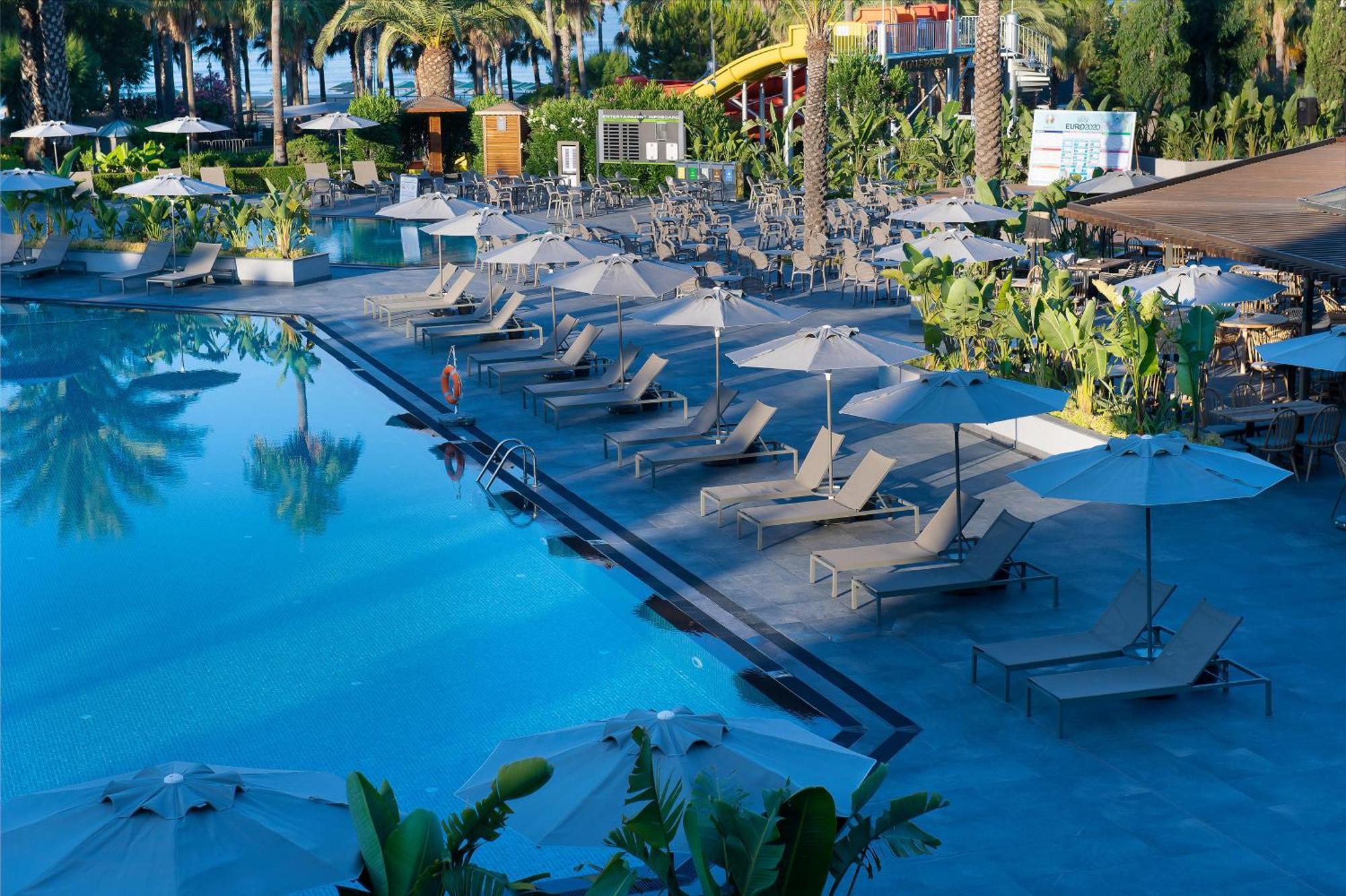 Miramare Beach Hotel Side Exterior foto